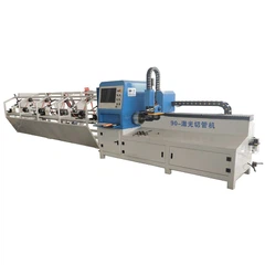 Meaisín gearrtha léasair